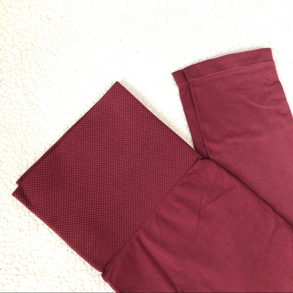 Zenana Outfitters Pants - SALE❗️Diamond Waist Dark Burgundy Zenana Capri